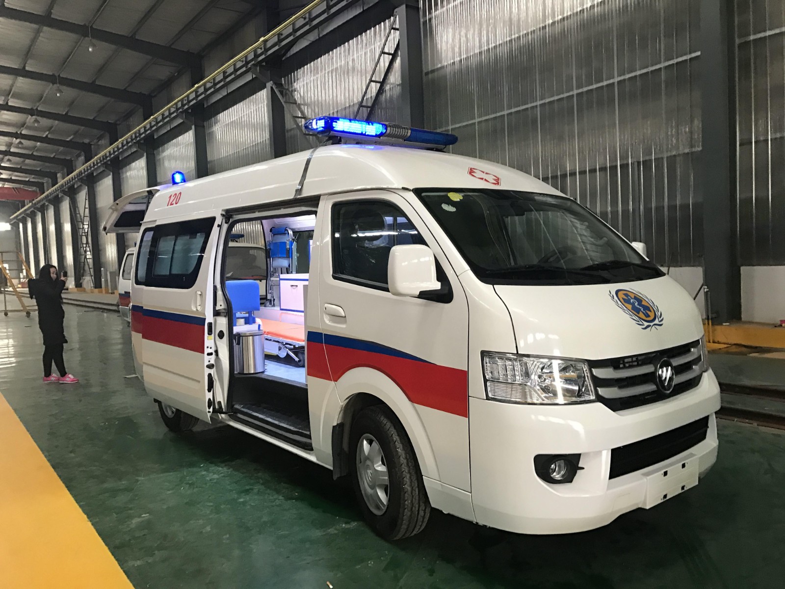 陆良县救护车转院